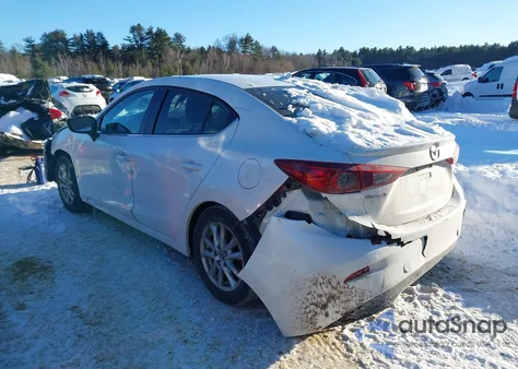 2016 Mazda Mazda3 I Grand Touring z USA, uszkodzony, nr VIN JM1BM1X7XG1282528